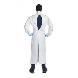 Tyvek IsoClean Chemo-Gown, Size SM
